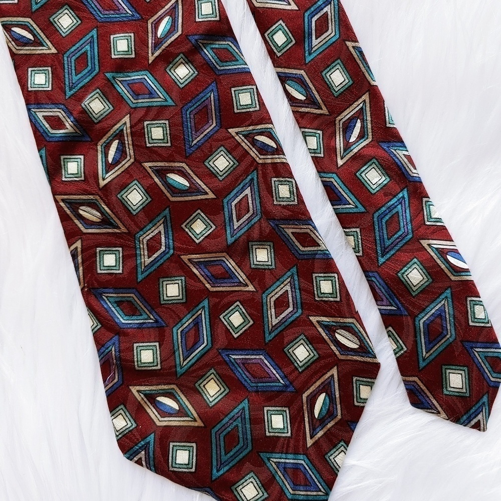 Vintage Christian Dior Silk Diamond Tie 59
